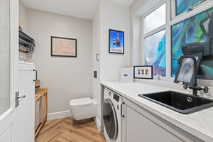 Utility/WC- click for photo gallery